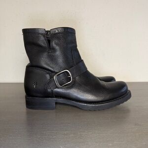 FRYE "Veronica Flex Bootie" Women's Black Oiled Leather Waterproof Boots Sz 6.5B
